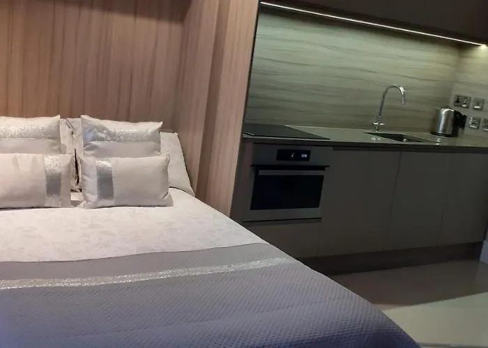 51 Cocoa Suites,rowntrees Wharf Apartament *